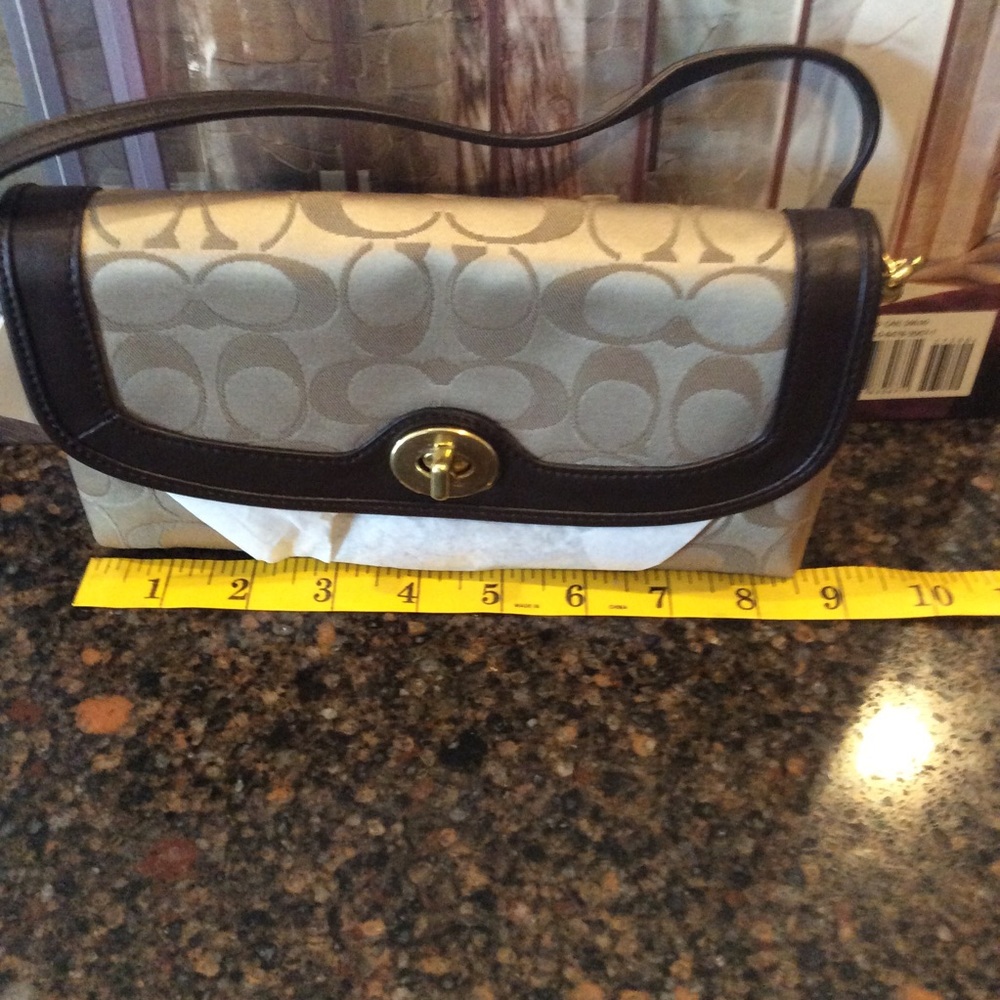 ❤️SALE❤️ Coach Mini Bag - Picture 9 of 9